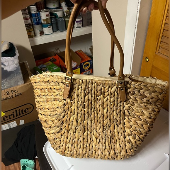 Charming Charlie Handbags - Charming Charlie straw bag